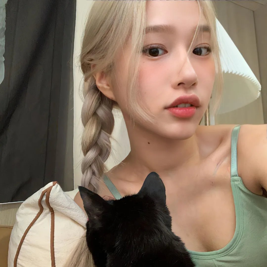 八千里路云和月